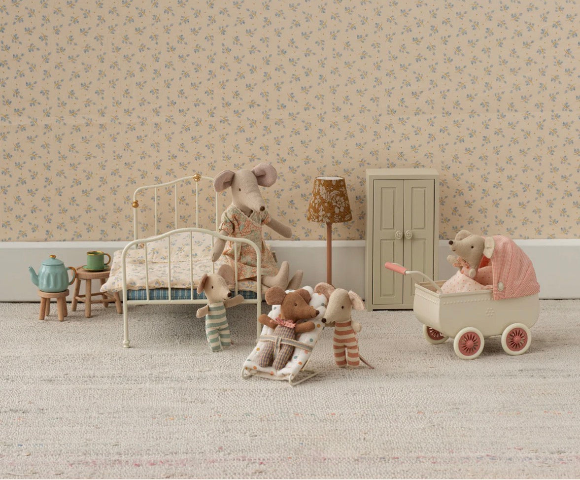 Mouse Pram