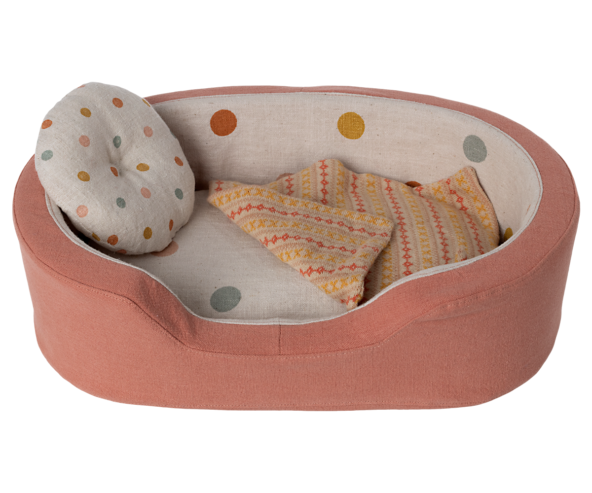 Cozy Basket - Medium Coral