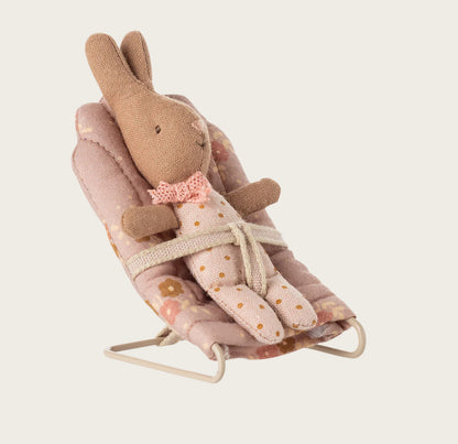 Babysitter - Rose