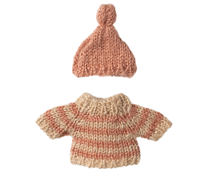 Knitted Sweater & Hat