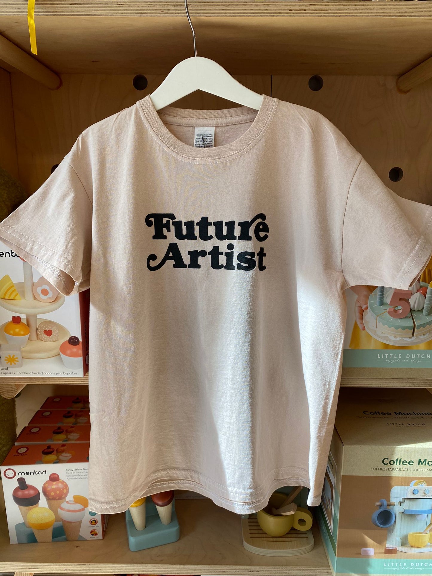 Future Artist - Sandstone