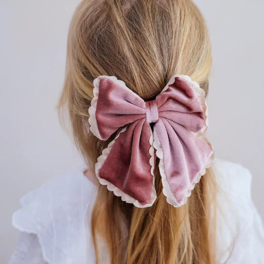 Scalloped Edge Velvet Bow