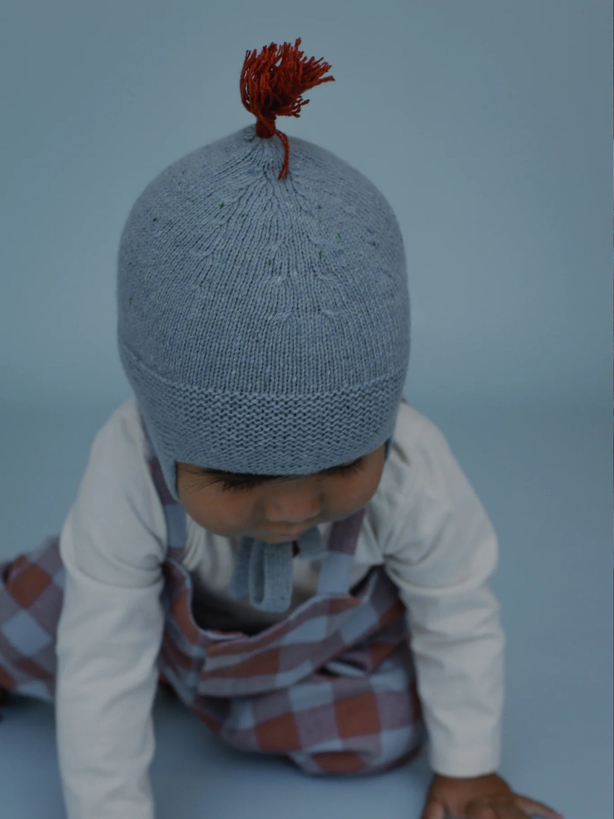 Winter Sky Contrast Tassel Hat