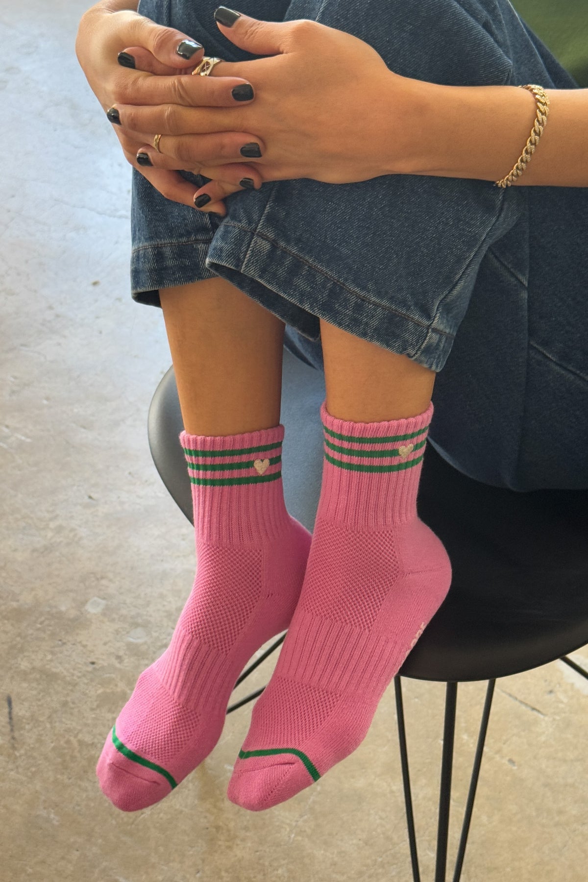 Girlfriend Socks - Embroidered Heart Rose Pink