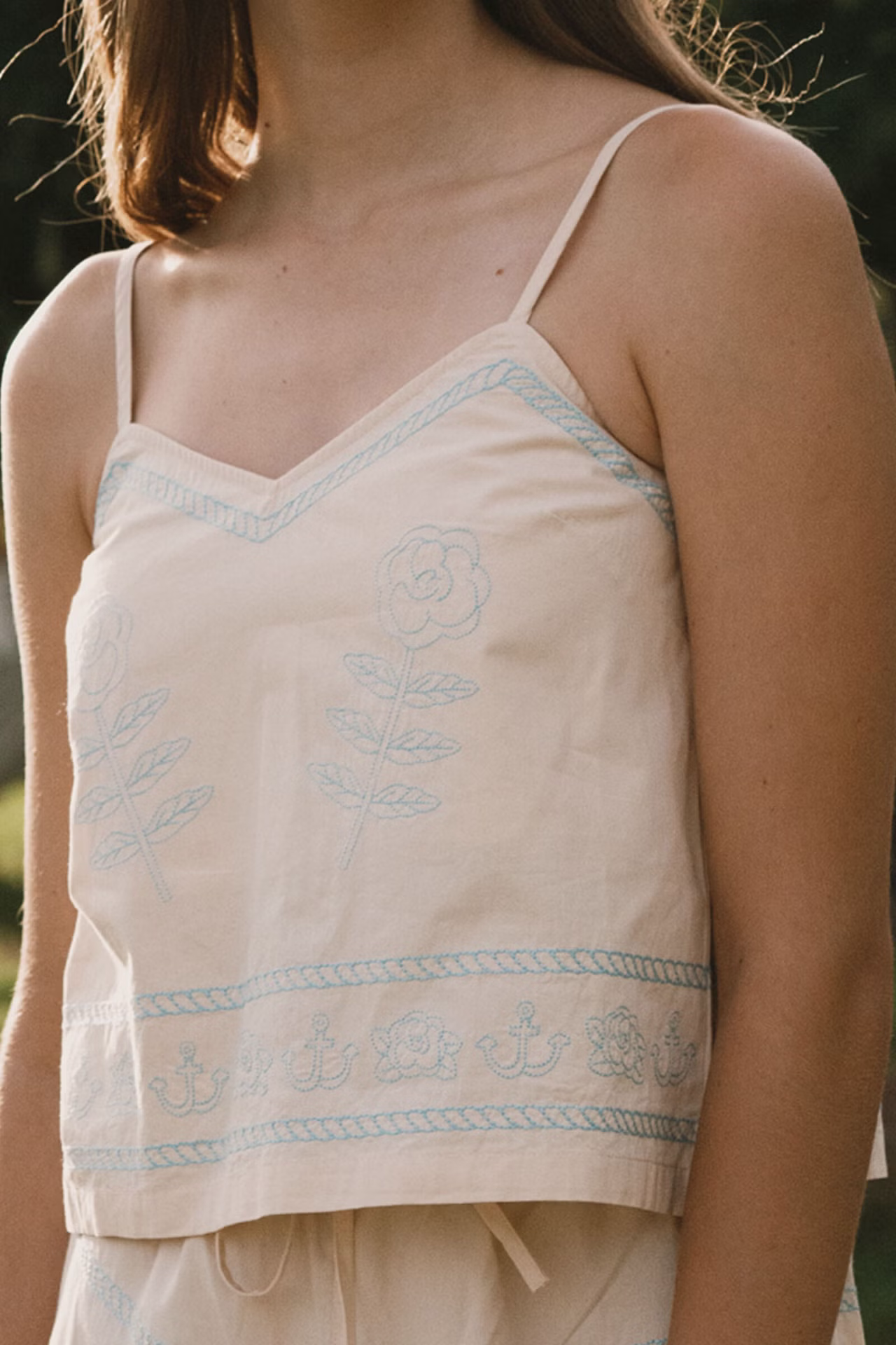 Embroidered Off Light Cream