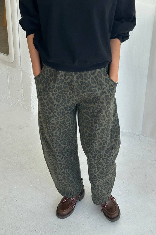 Arc Pants - Fern Leopard