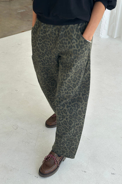 Arc Pants - Fern Leopard