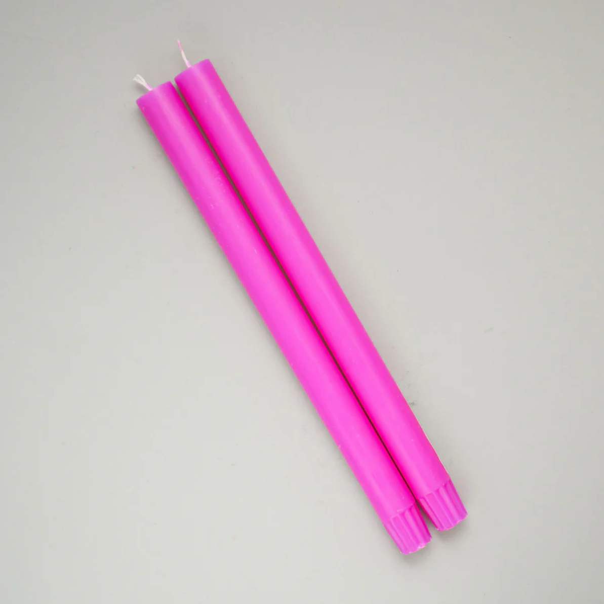 Dining candles Fluoro Purple