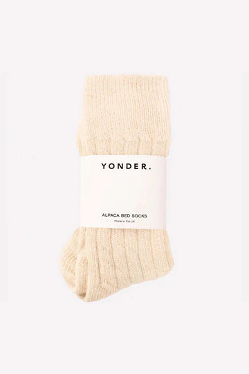 Alpaca Unisex Socks: Cream 8-11