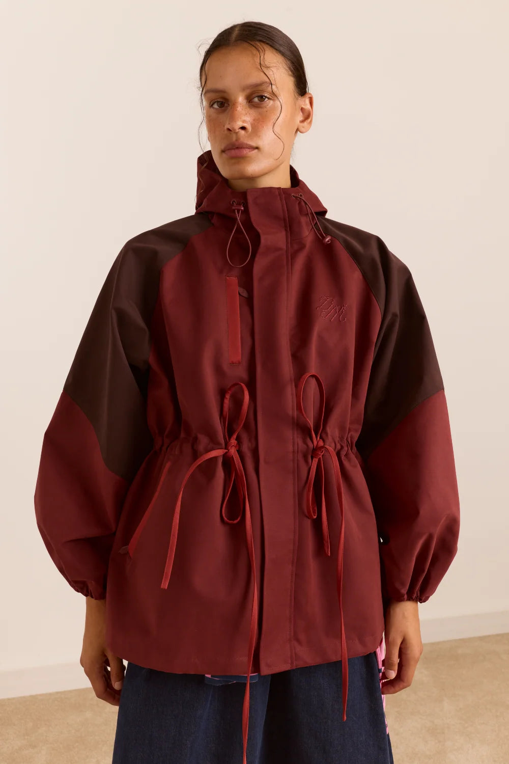 Liu Showerproof Raincoat - Burgundy