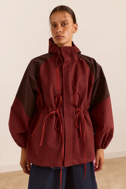 Liu Showerproof Raincoat - Burgundy