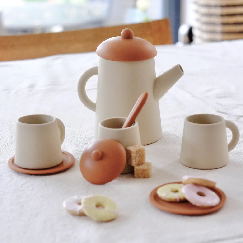 Blossom & Bear Silicone Tea Set