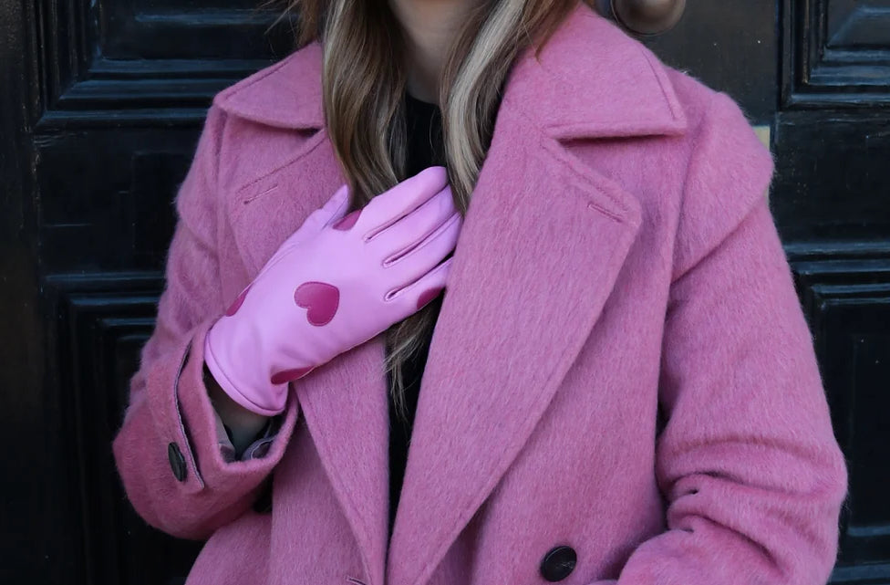 Mabel Sheppard Pink Hearts Gloves