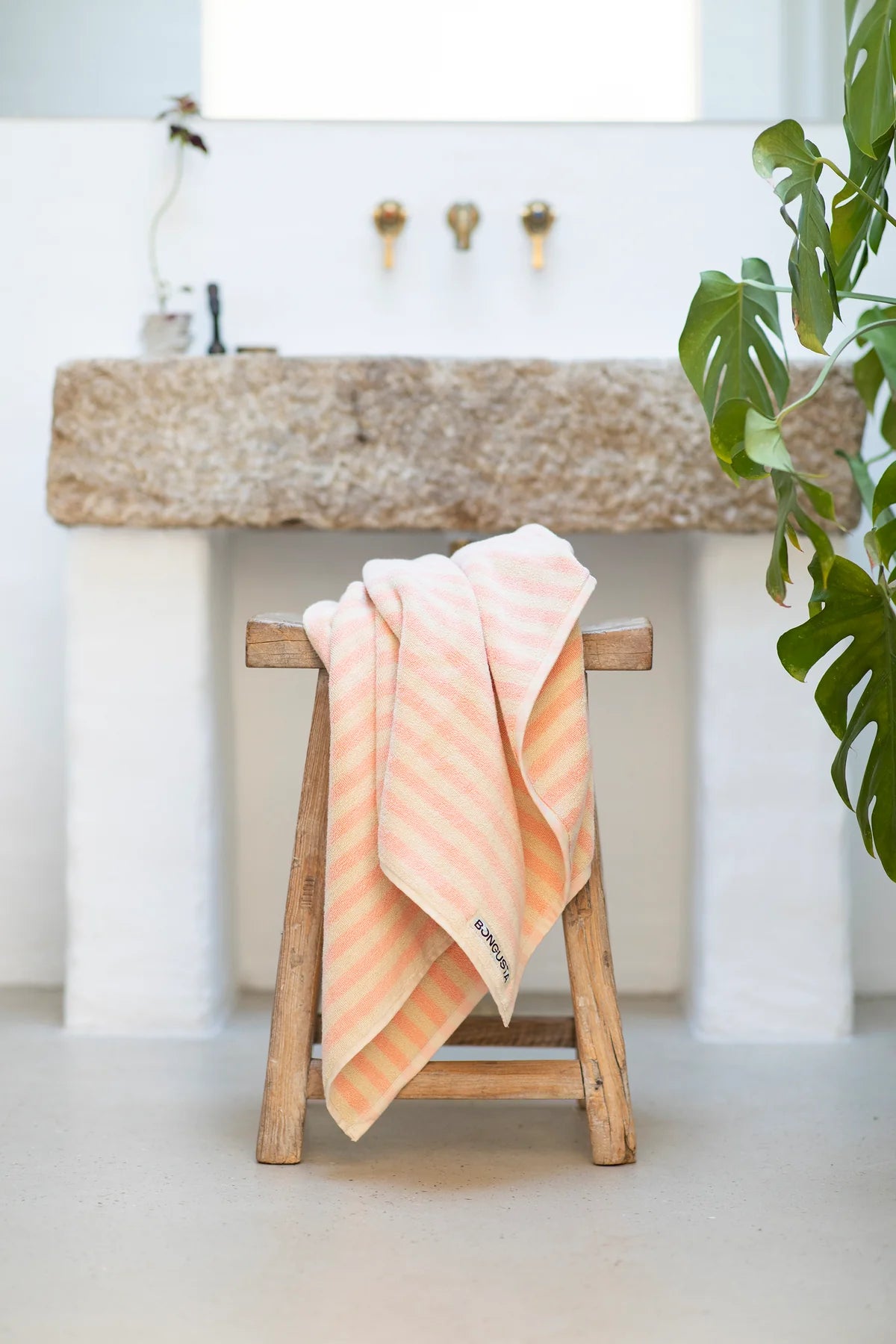 Naram Guest Towel Tropical & Crème