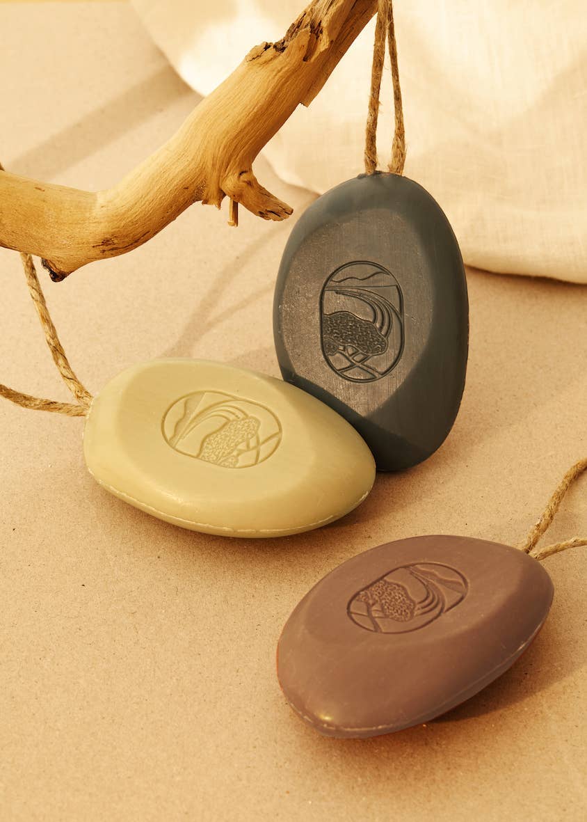 Pebble Soap on a Rope Honey & Orange Blossom 200g