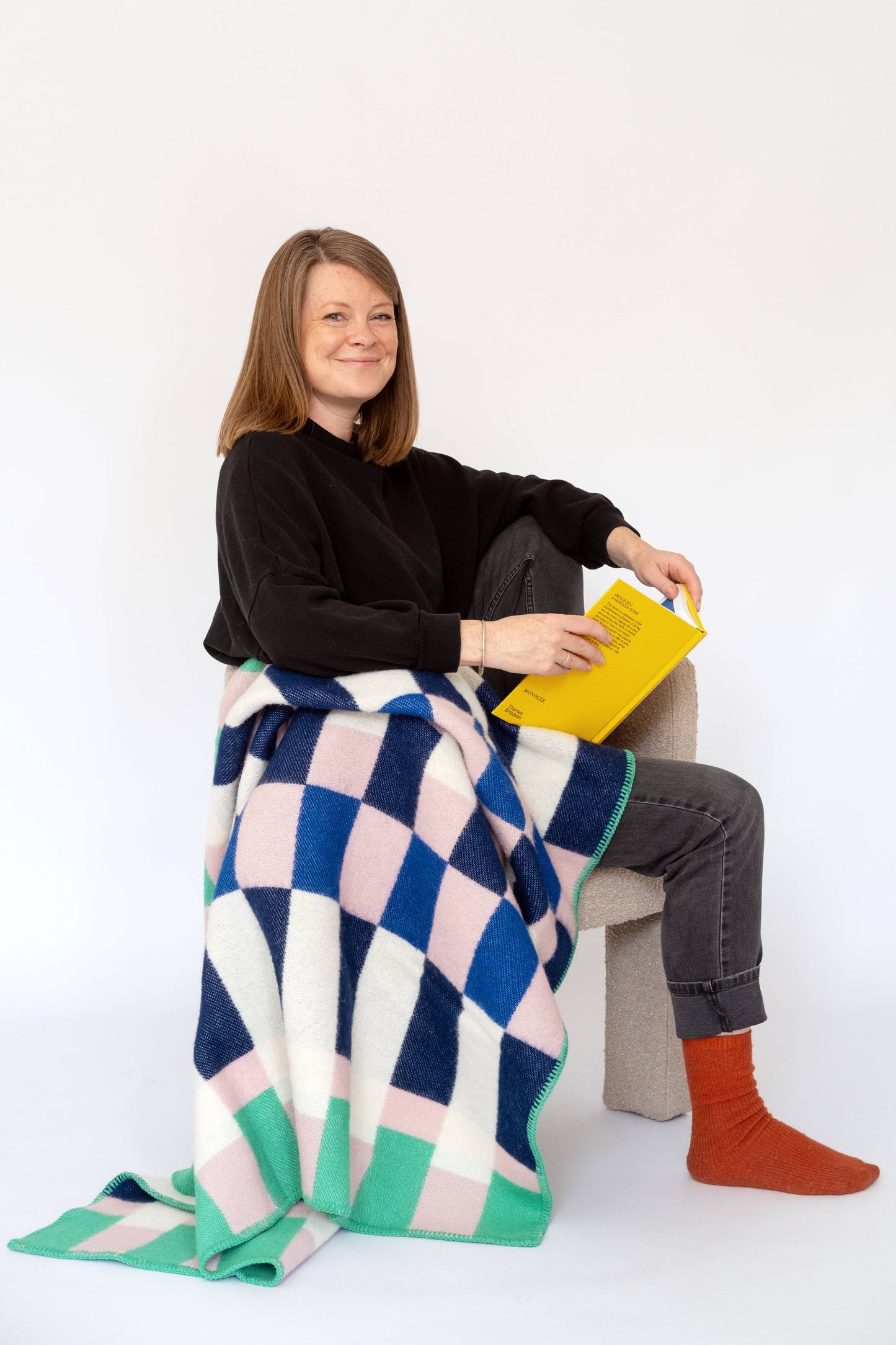 Wool Throw Blanket: Studie Cobalt