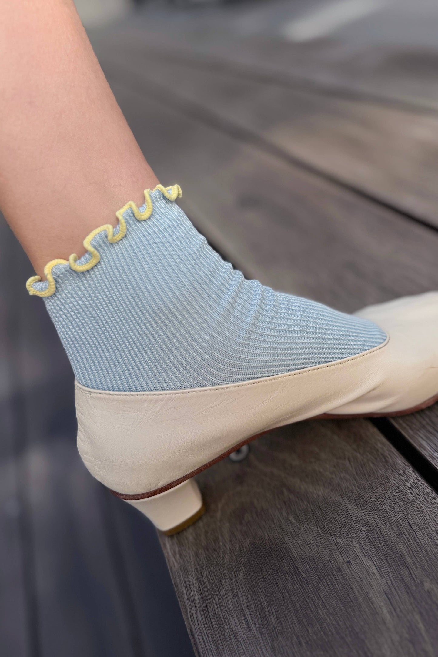 The Petite Ruffled Modal Socks - Baby Blue