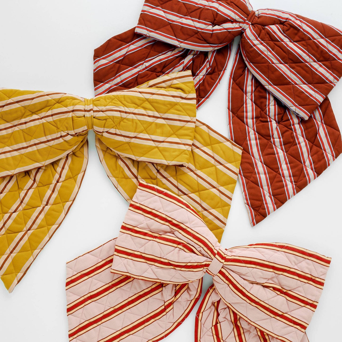 Cacao pop stripe quilted bow