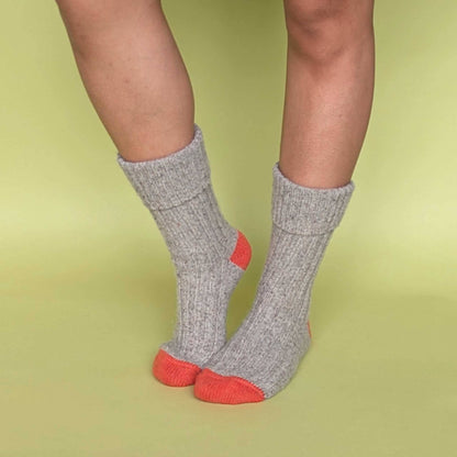 Unisex Recycled Silk Blend Ribbed Socks: Green & jade - large