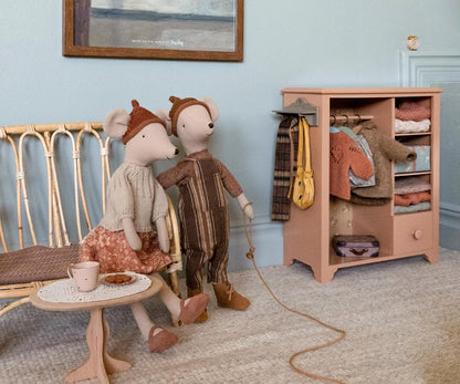 Medium Mouse - Overall & Sweater