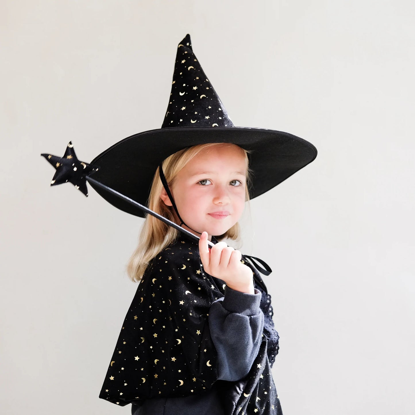 Mimi & Lula Witches Cape